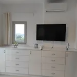 Apartamento Rhea - Sea Breeze Parasporos