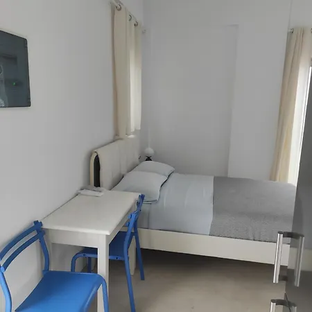 Rhea Sea Breeze Apartamento Páros