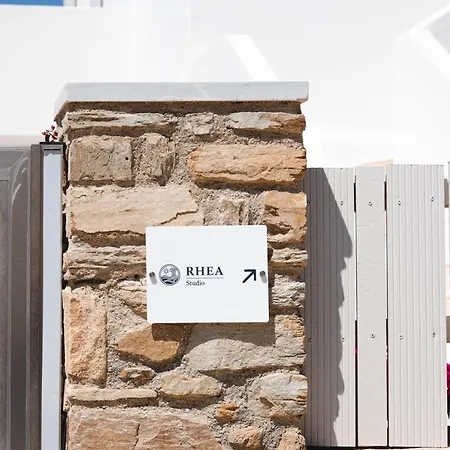 Rhea Sea Breeze Páros